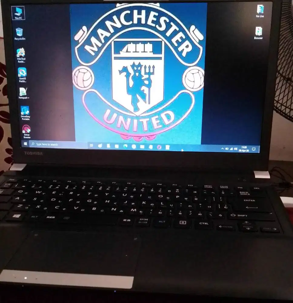 Toshiba seri R734 Dynabook SLim dan Mewah