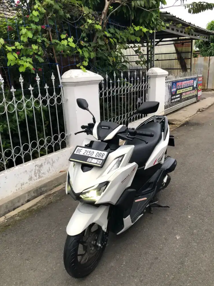 VARIO 160 ISTIMEWA 2025 Pajak Hidup