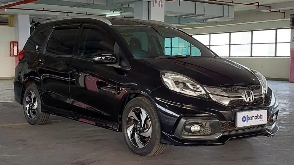 TDP 6,JT, Honda Mobilio 1.5 RS Bensin-AT Hitam 2016