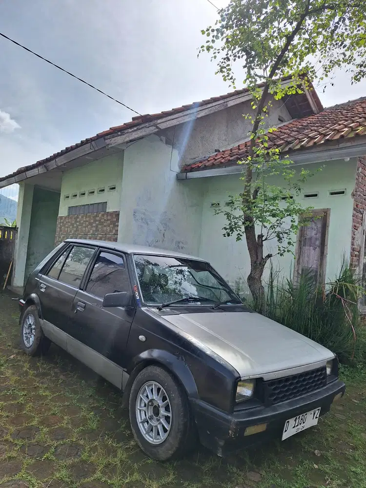 Daihatsu Charade 1986 Bensin