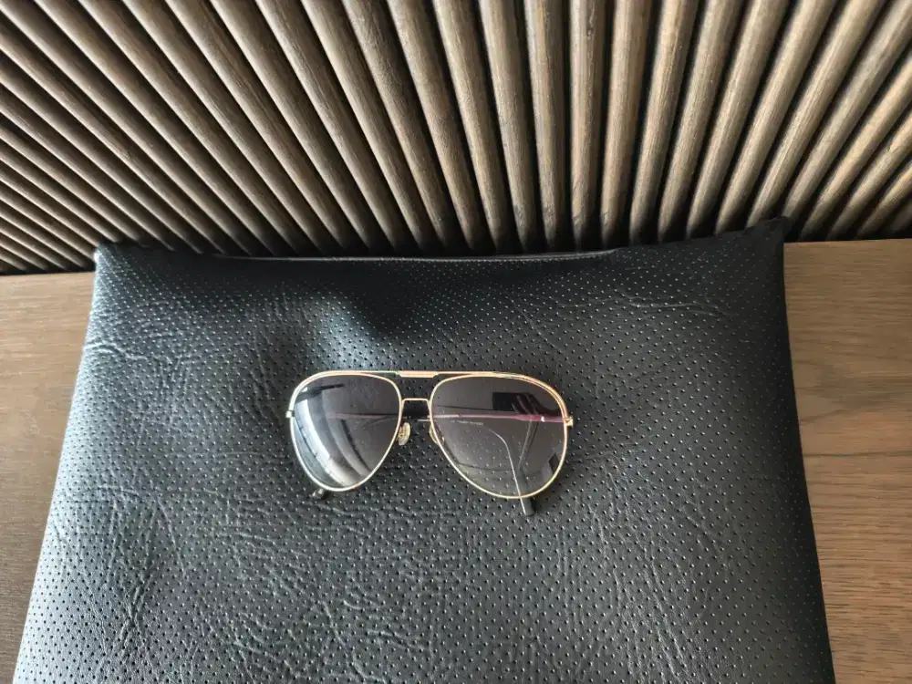 kacamata merk tommy hilfiger