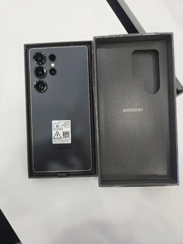 Samsung galaxy S25 ultra 12/256 bisa cicilan dan tukar tambah