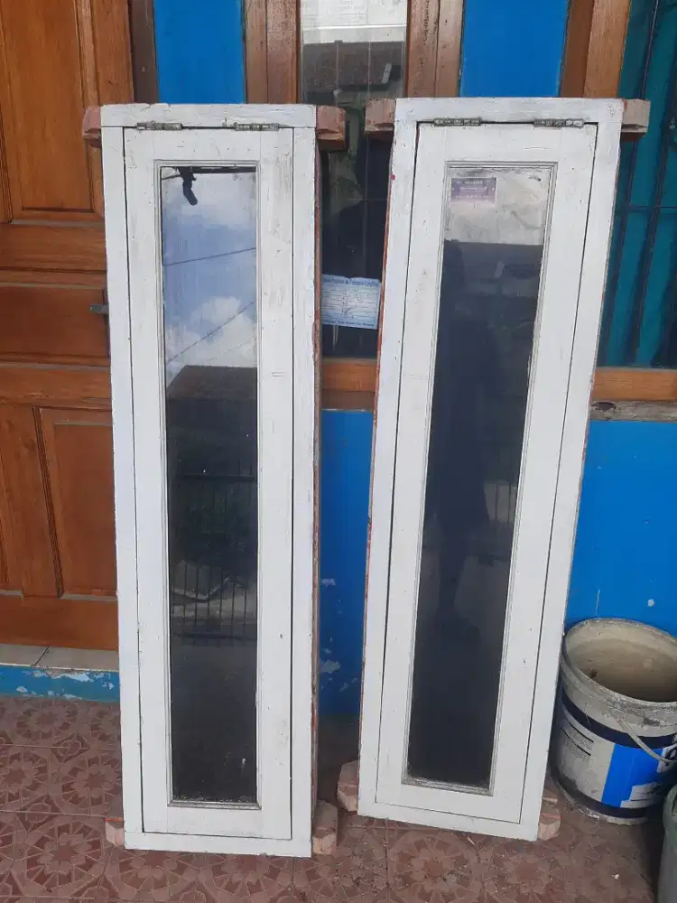 Kusen jendela dan daun jendela