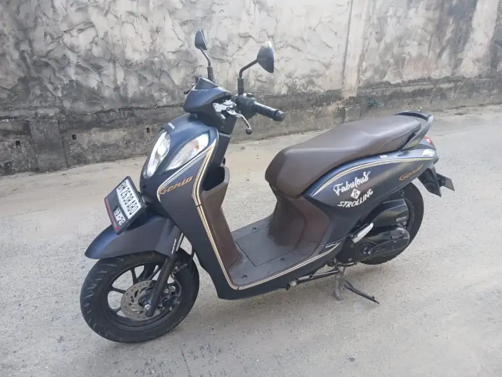 Honda Genio Scoopy ISS Tipe Tertinggi