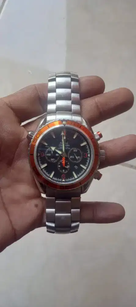 Jam omega pakai batre stainless stell
