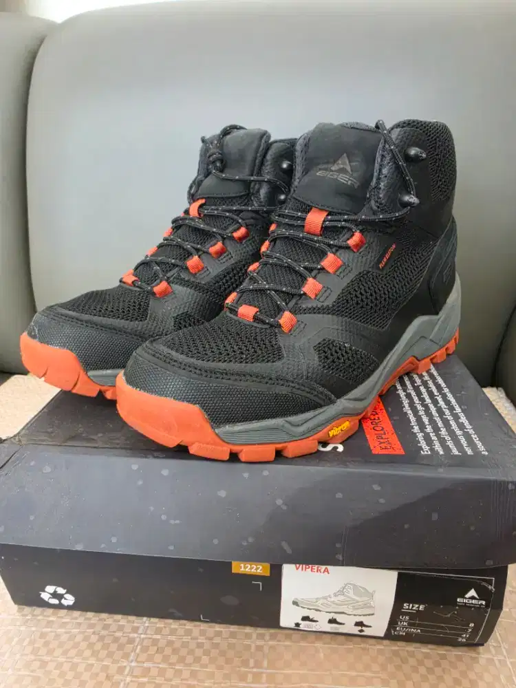 SEPATU HIKING GUNUNG EIGER VIPERA PRIA WANITA