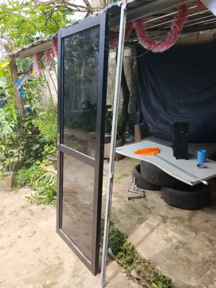 Pintu Kaca Alumunium Sleding