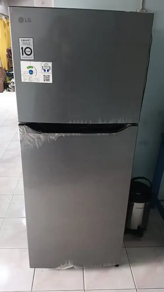 Dijual kulkas 2 pintu