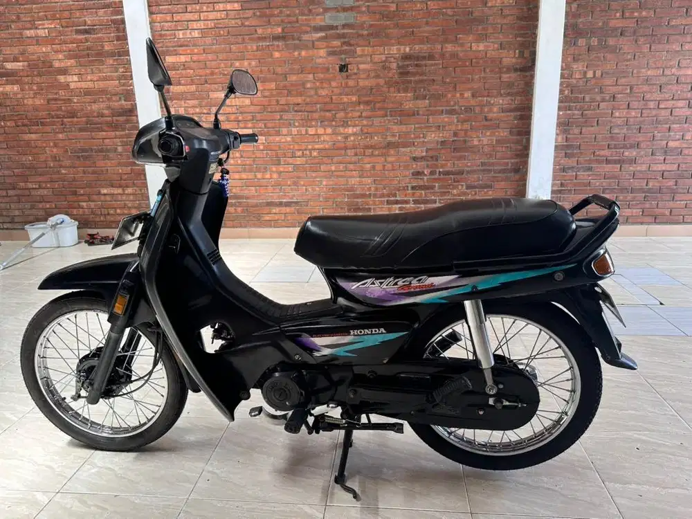 Honda Astrea Grand Ori