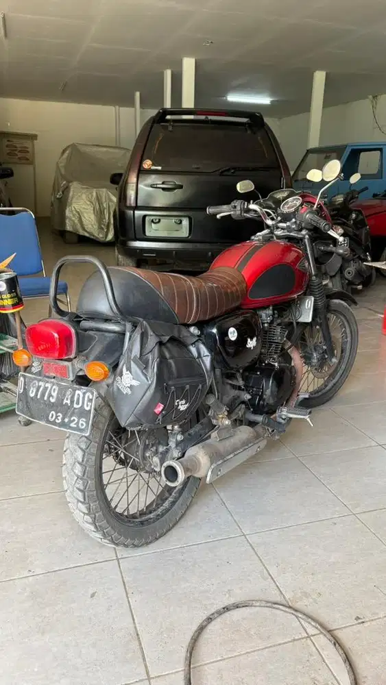 Kawasaki W-175 Cafe Custom