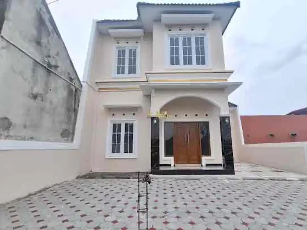 RUMAH SIAP HUNI, 2 LANTAI, 500 METER DARI JALAN JOGJA WONOSARI DI POTORONO, BANGUNTAPAN