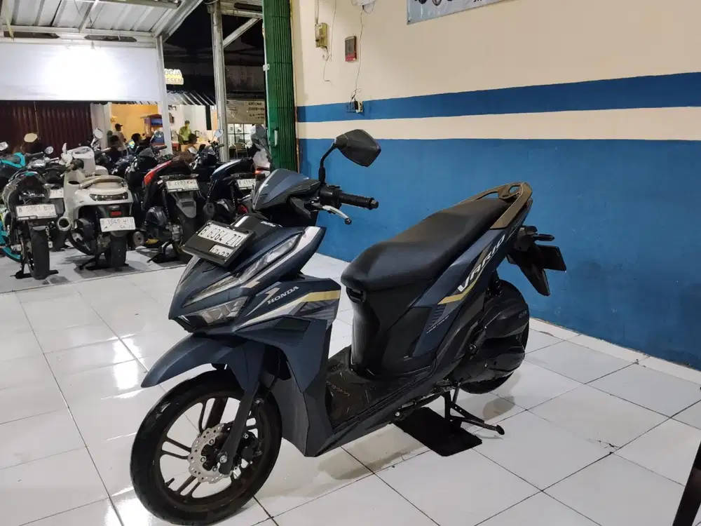 FORSALE HONDA VARIO 125 LED NEW 2022 KONDISI GRES
