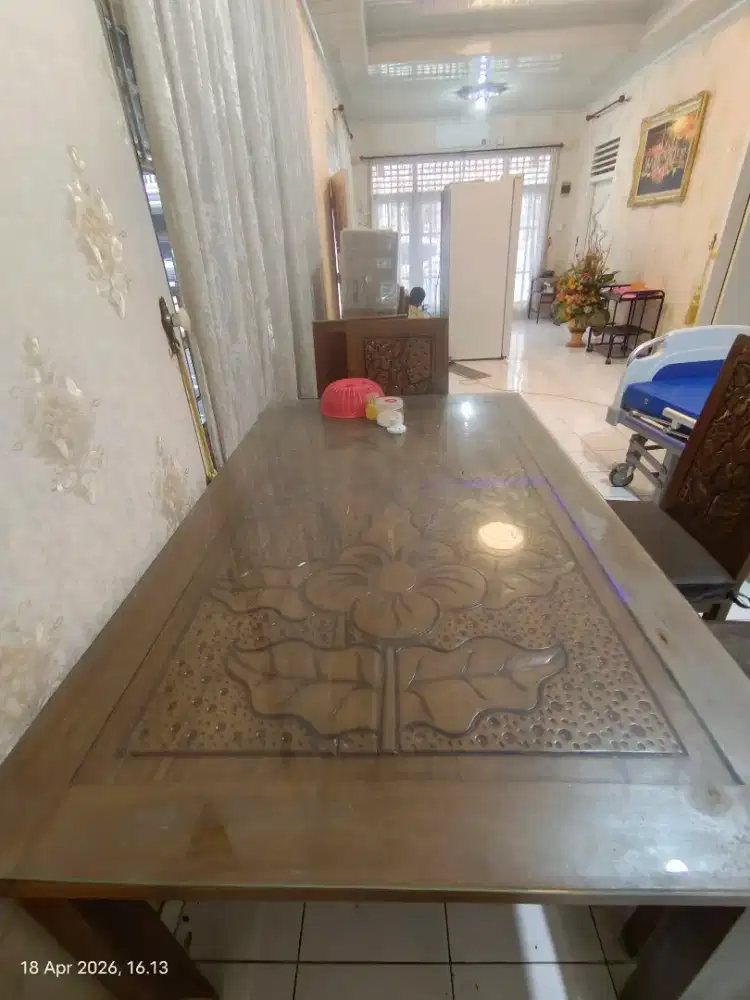 Meja Makan Jati ukir 6 Kursi
