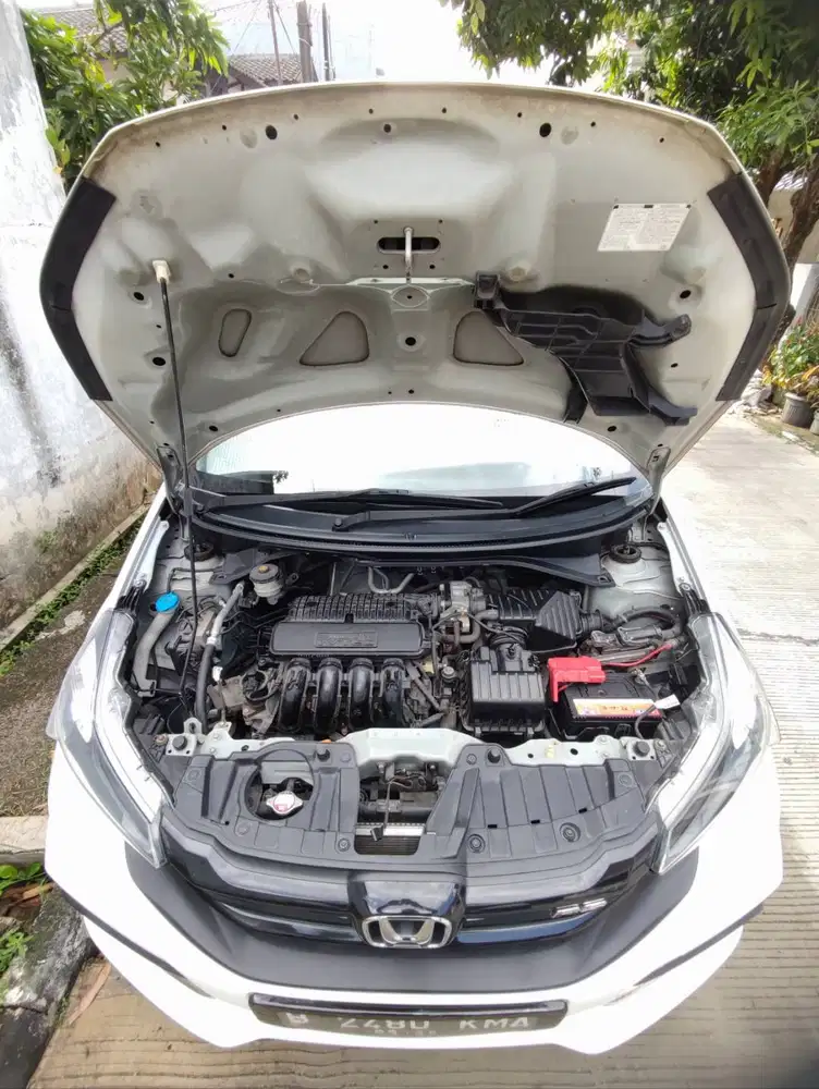 Honda Mobilio rs matic putih 2018