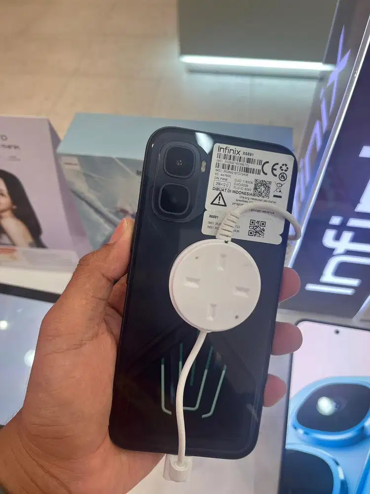 Infinix Gt 50 pro Free gift box