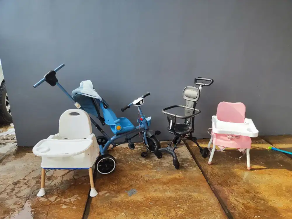 Kursi makan anak dan sepeda dorong anak