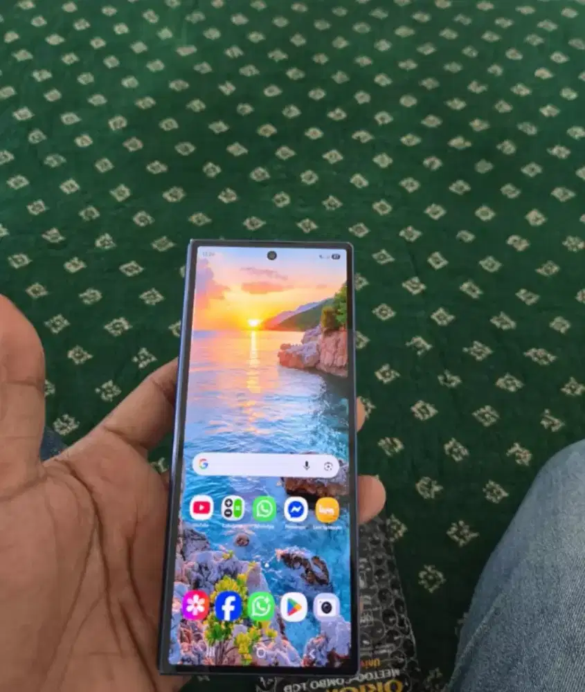 Samsung Z fold 6 minus