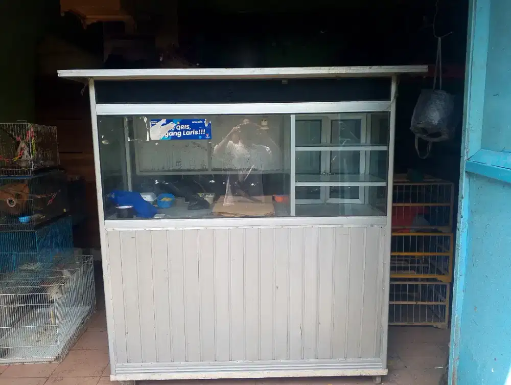 Gerobak mie ayam , baso , gorengan dll