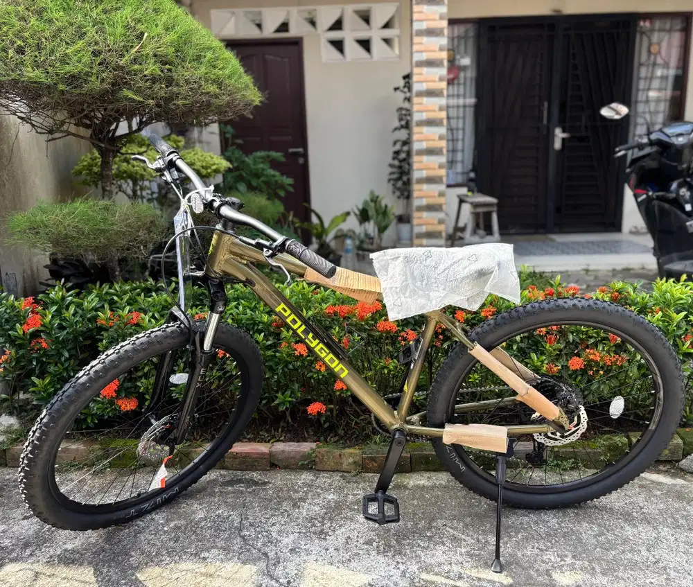 Sepeda Gunung MTB Polygon Cascade 4 2026