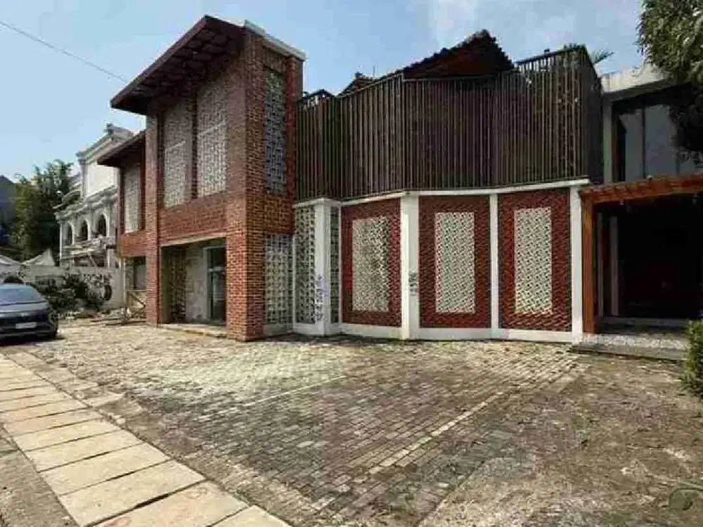 Gedung Raya Kemang Strategis