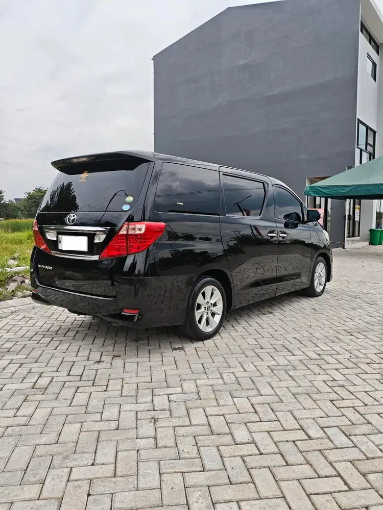 Toyota Alphard 2009 Bensin