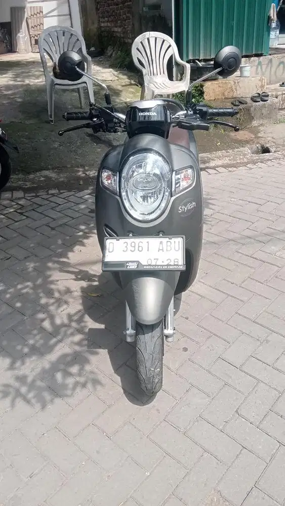 Scoopy stylish 2018