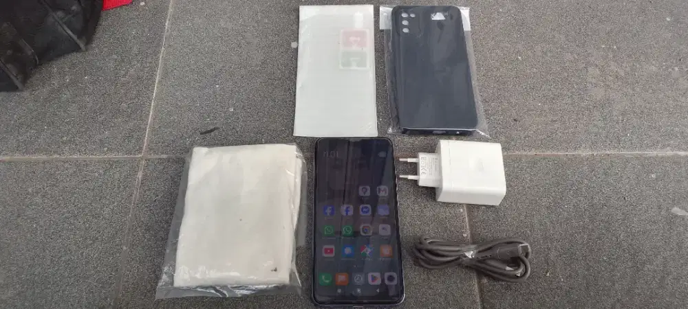 Redmi 9 ( 2022 )
Ram 5gb (4gb+1gb) Rom 64gb
Purple Violet Edition