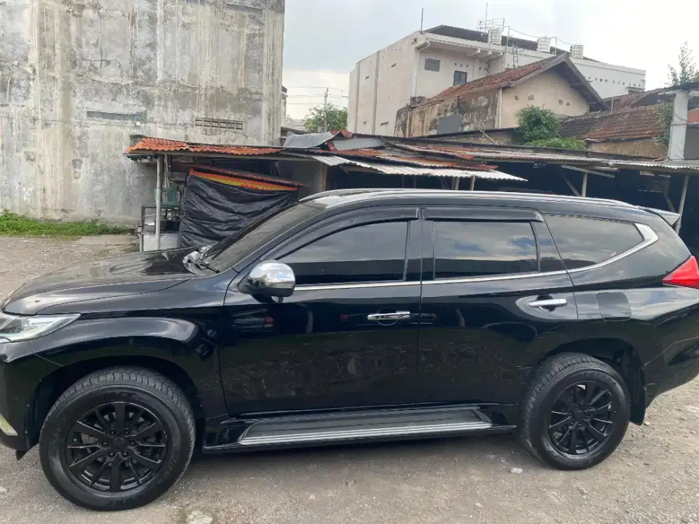 Pajero Sport Dakar 4x2 Matic 2019