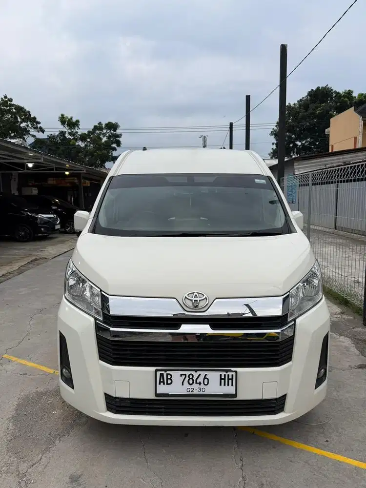 HIACE PREMIO LUXURY 2019