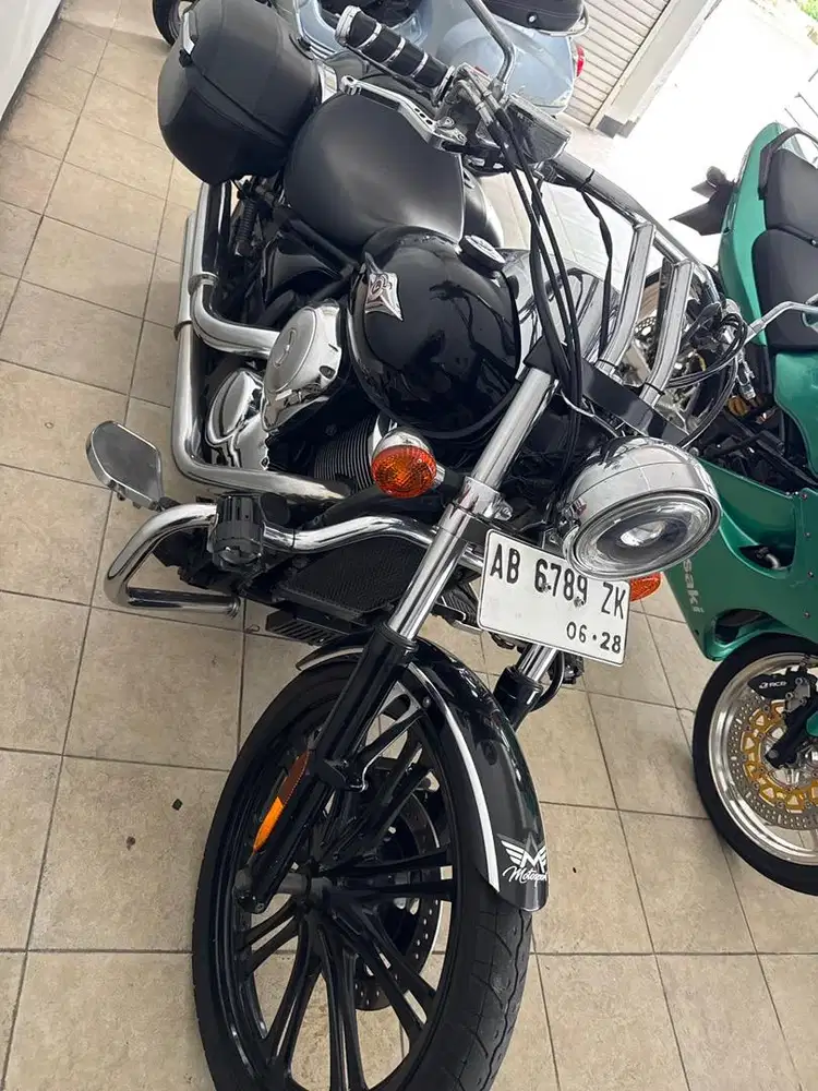 Kawasaki Vulcan 900
