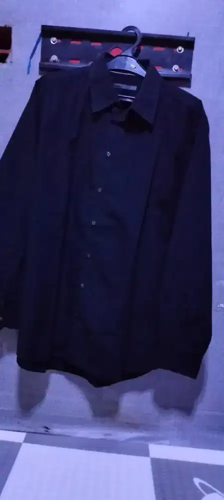 Kemeja hitam polos old navy