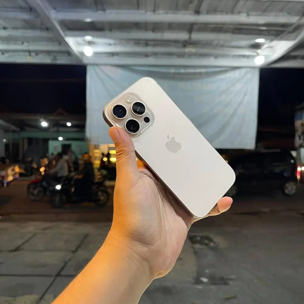 Iphone 16 Pro 128gb iBox mulus fullset original. TT juga bisa