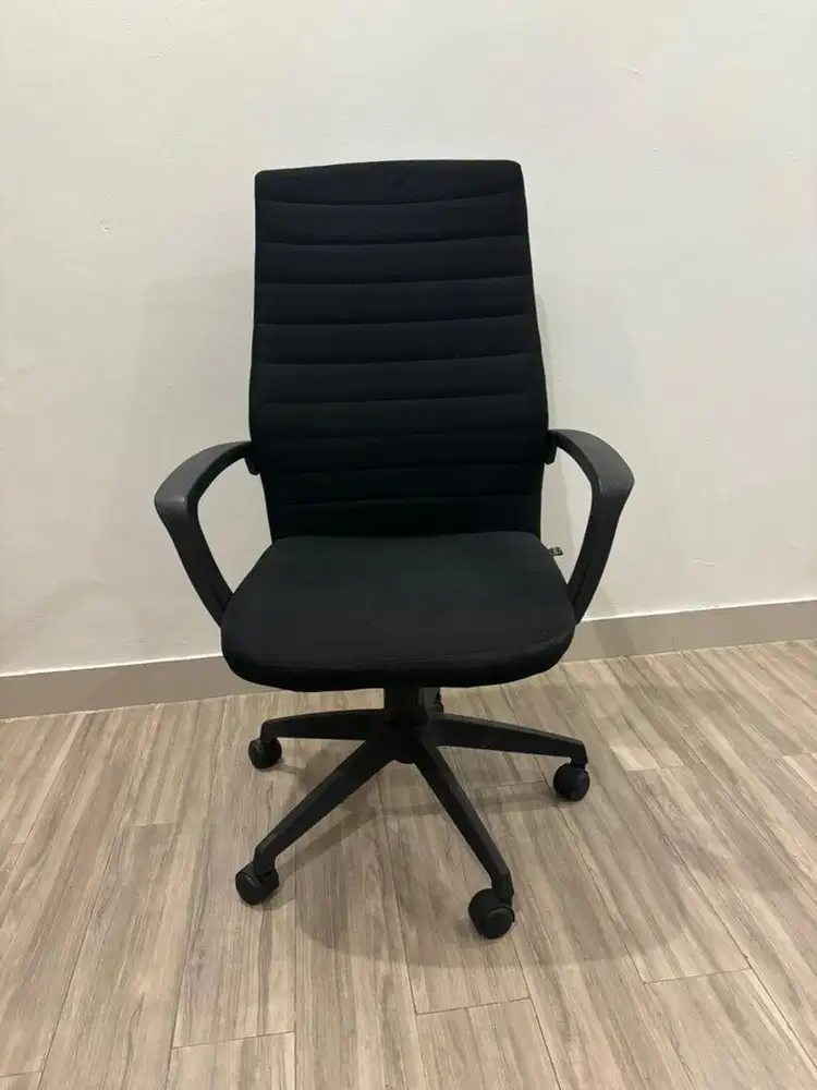 Kursi Kantor Office Desk Chair Informa