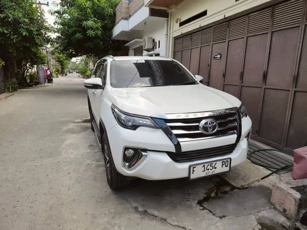 Toyota Fortuner VRZ Diesel Solar Matic AT Tahun 2017 Putih , 2016