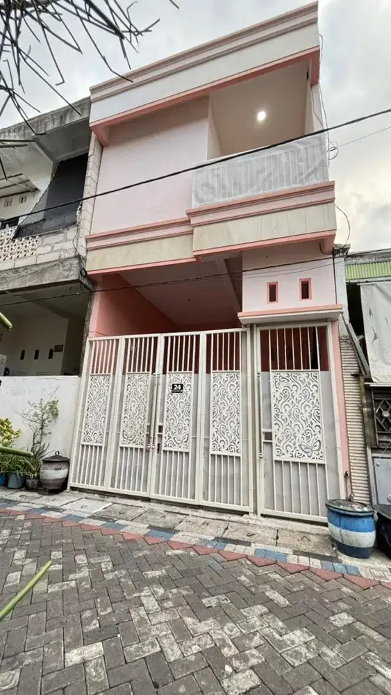 Disewakan Rumah Baru Garasi AC Springbed Kampus UNAIR