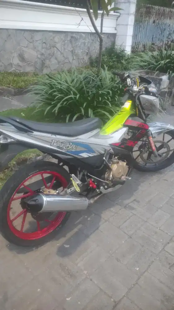 Seperti baru 2013 satria lengkap L