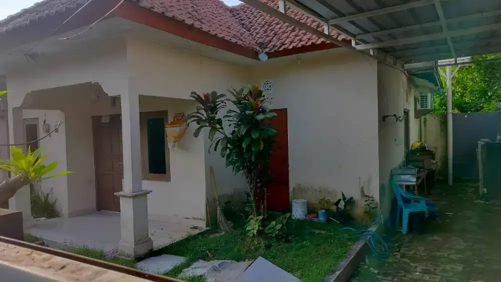 Di kontrakan rumah jalan Kertadalem , DPS, Bali