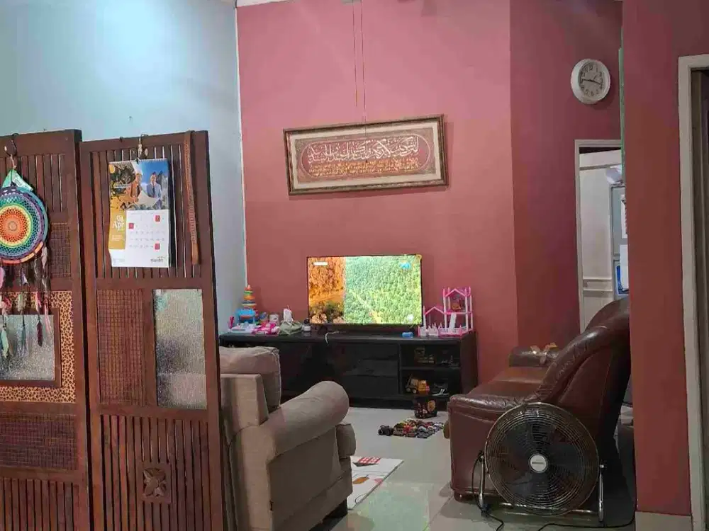 Rumah Nyaman dgn Layout Luas