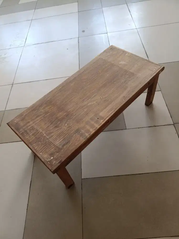 Meja Kayu Jati Belanda