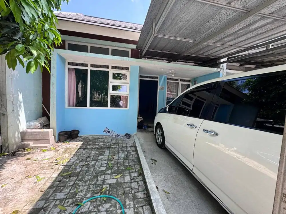 Disewakan Rumah 72/97. nyaman cocok untuk keluarga kecil atau usaha OL