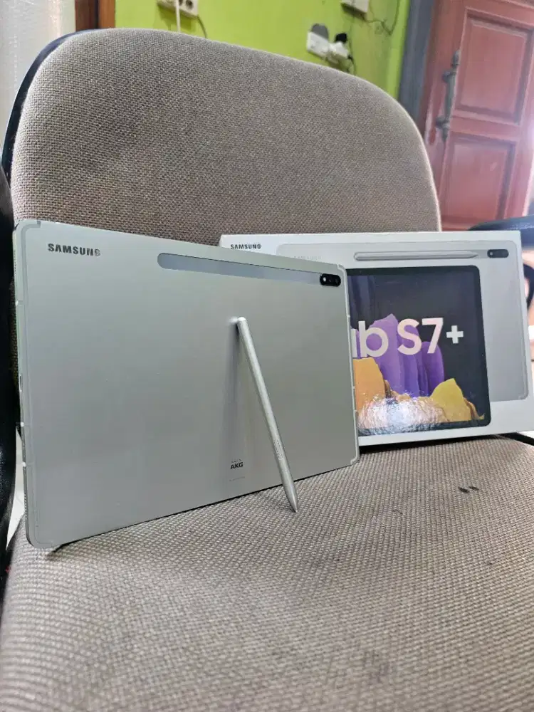 Samsung tab s7+ 8/256