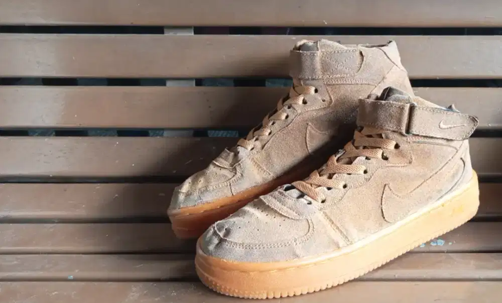 Sepatu nike Air Force One Airmax kulit coklat size 42 (27cm)