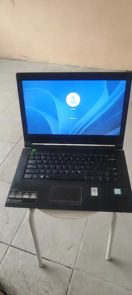 Lenovo v310 core i3