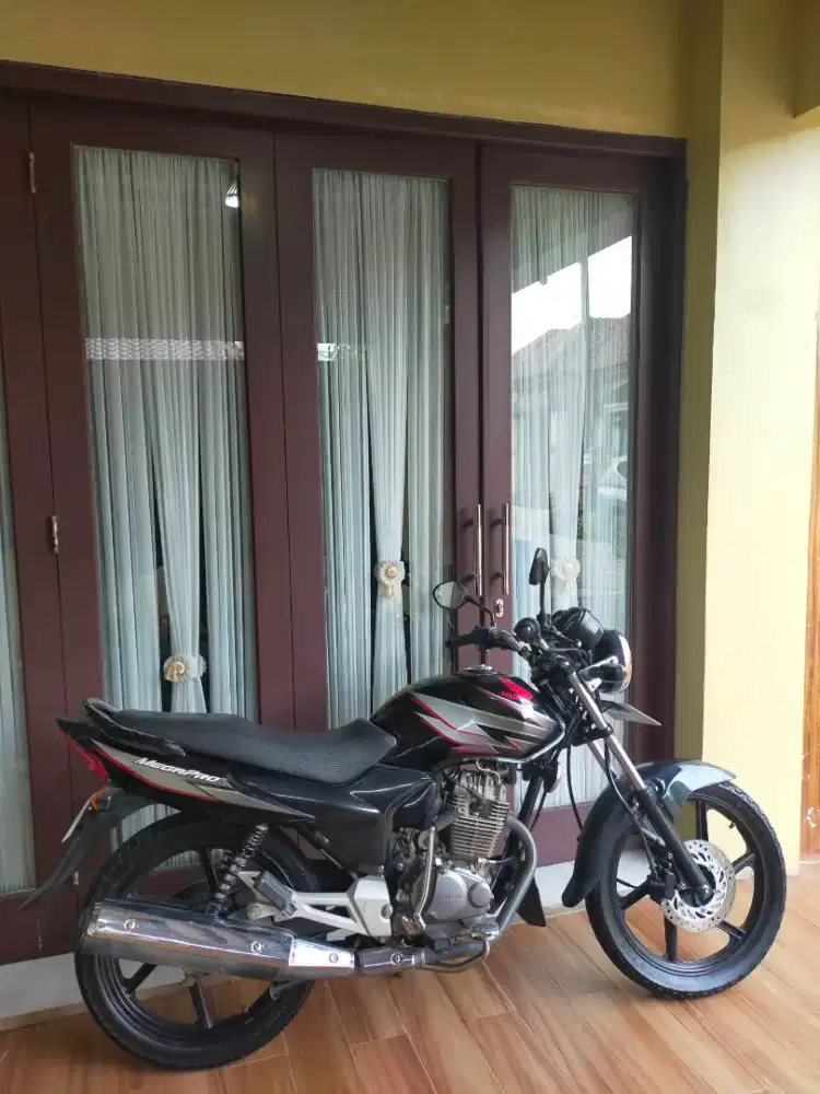 Motor megapro primus