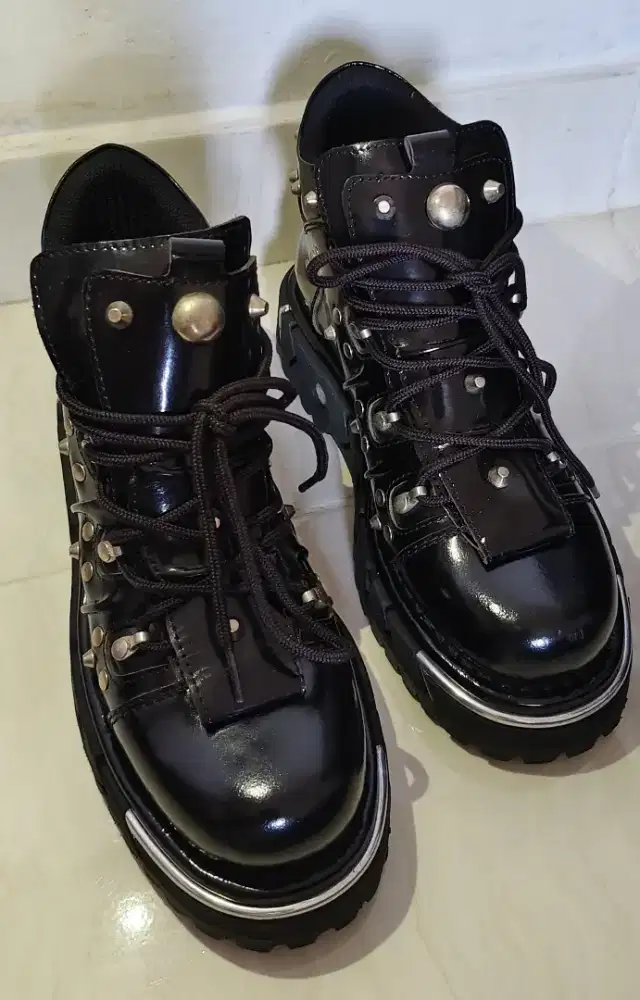 Jual sepatu rocker ukuran 43 baru kulit asli