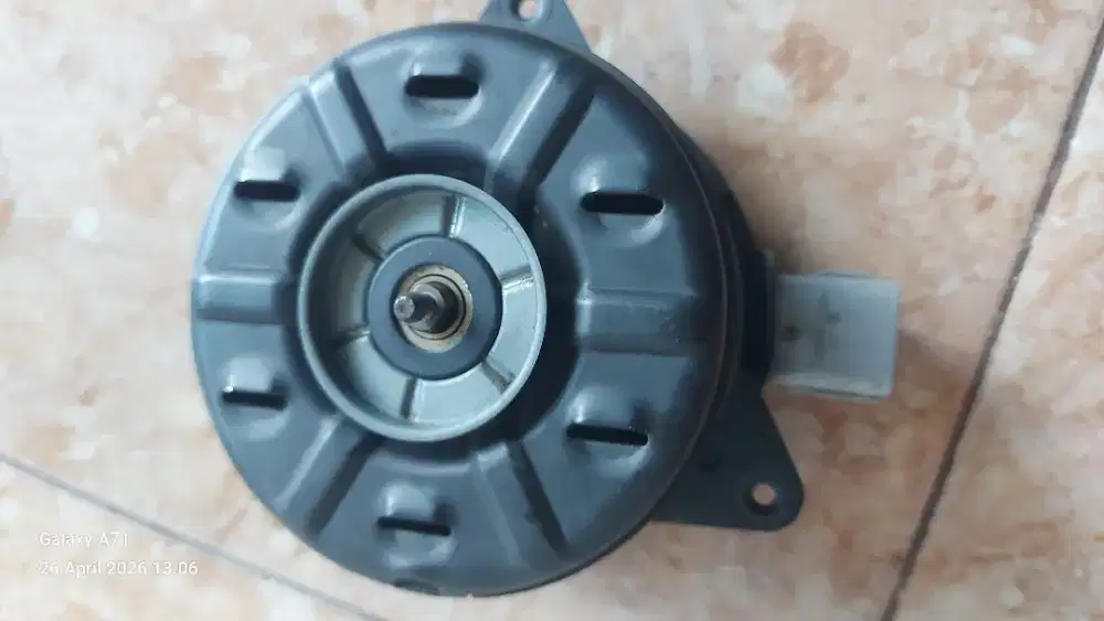 Motor fan old ertiga &Sensor Abs R new ertiga