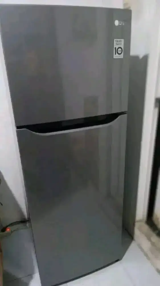Kulkas LG 2 pintu inverter