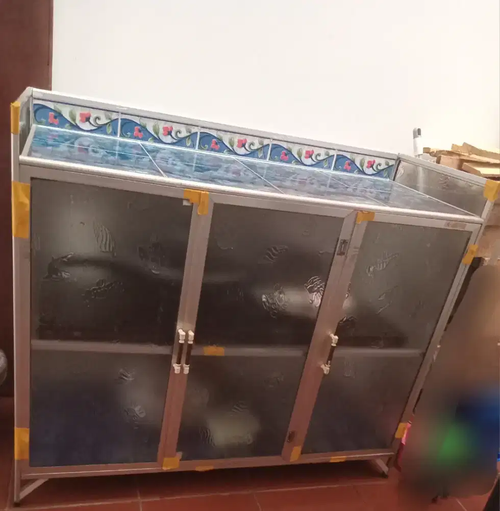 rak piring dan kompor