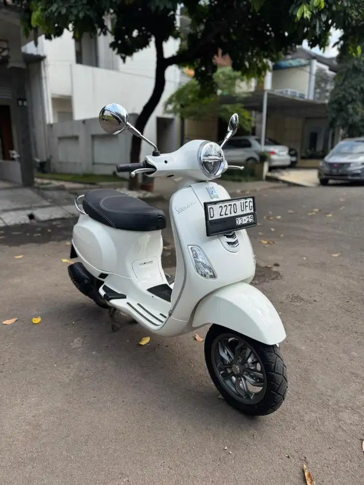 Vespa LX IGET 125 Mulus Like Banci 2024