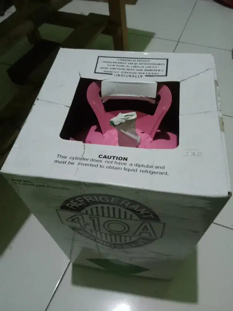 Freon R410 refrigerant